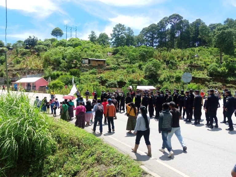 Los Agronegocios y la Violencia Estatal Amenazan con Desalojar a las Comunidades indígenas de Guatemala